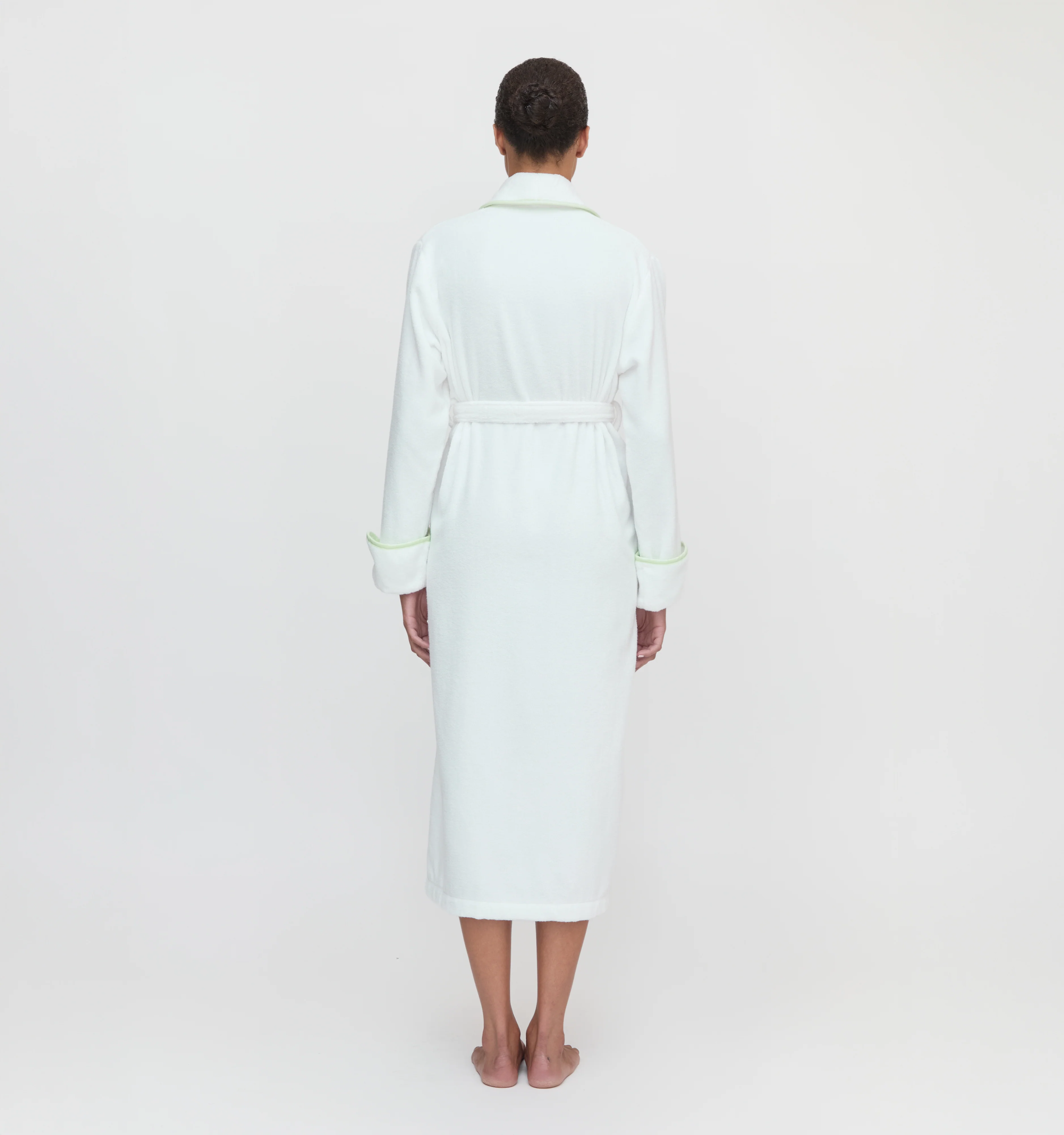 The Crown Affair x Hill House Hotel Robe Bundle - Image 7