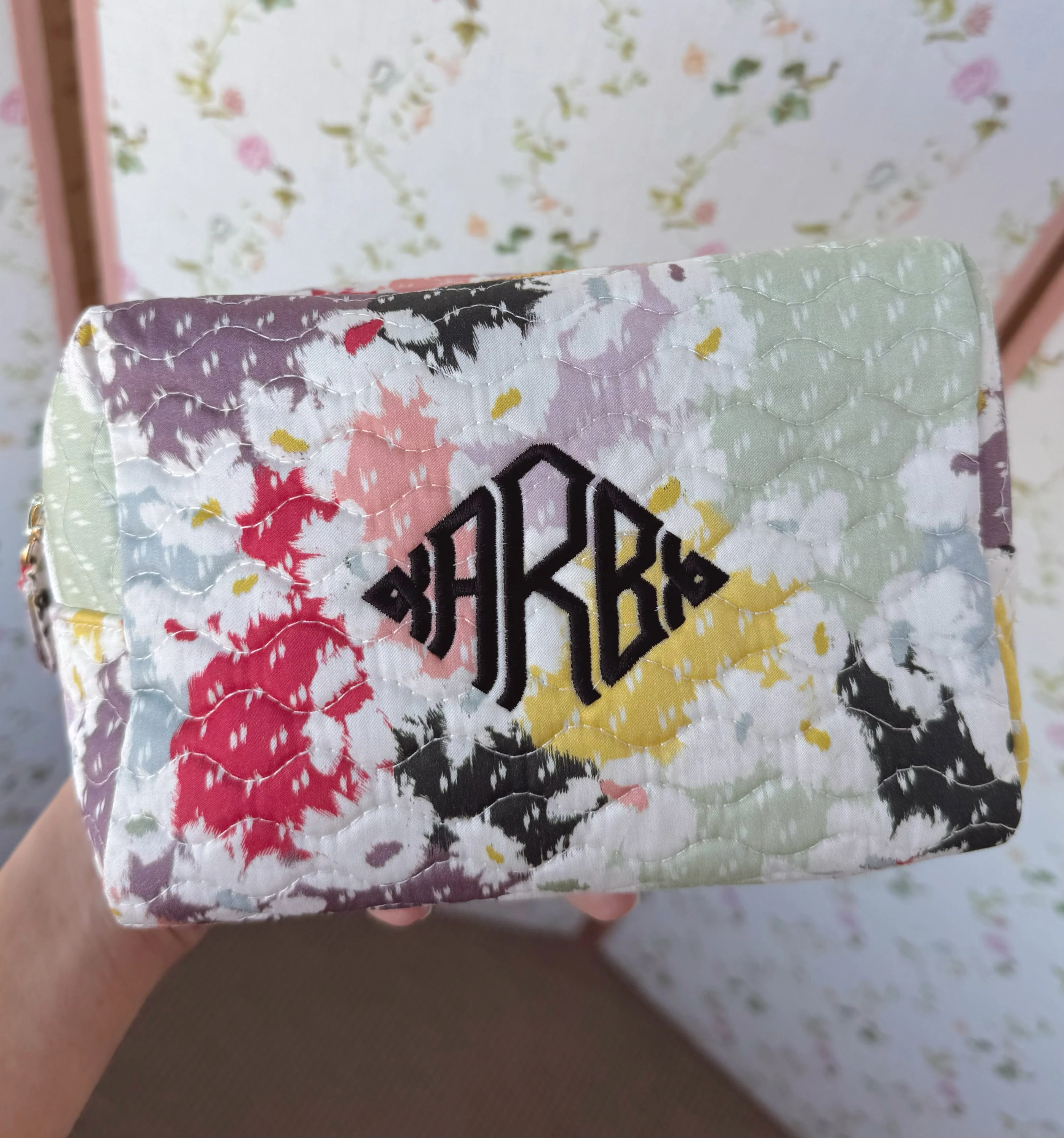 The Mini Quilted Cosmetic Bag - Daisy Camouflage - Image 2